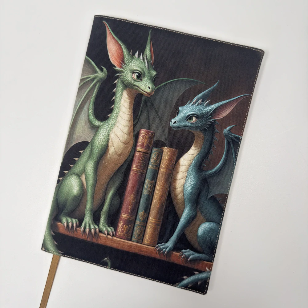 Dračí dvojčata v knihovně – fantasy obal na knihu, velikost M plus