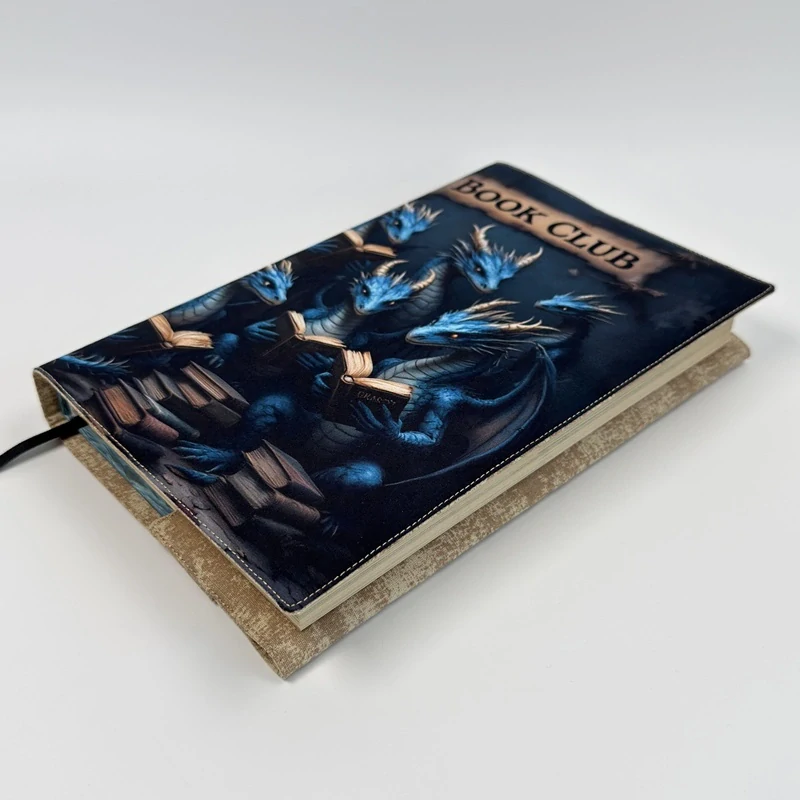 Látkový obal na knihu – Book club draků, velikost L
