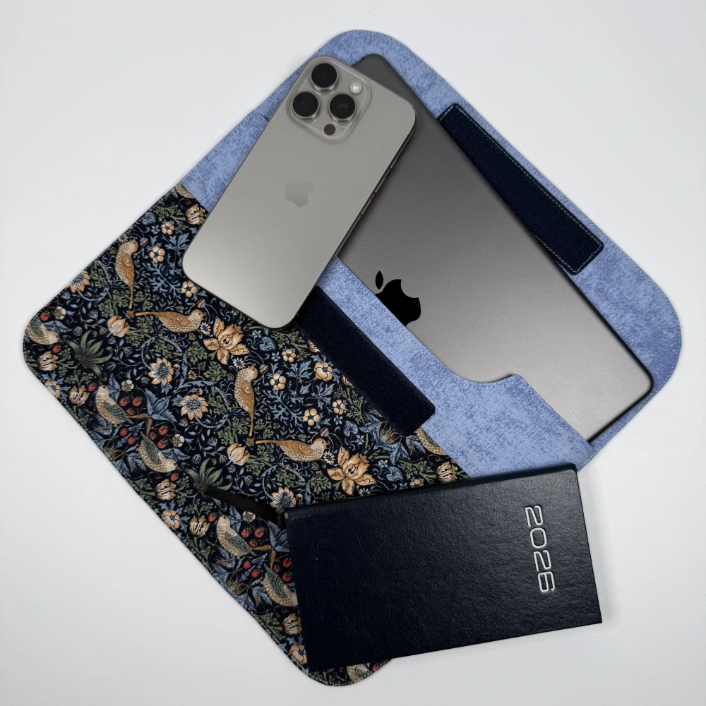 Pouzdro na tablet - ptáčci modrá (bavlna William Morris)
