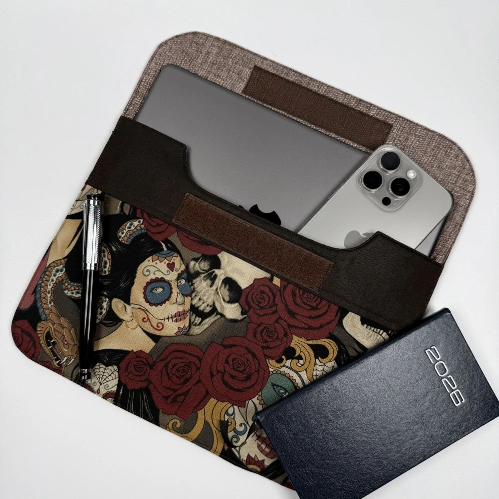 Pouzdro na tablet - Temná elegance III.