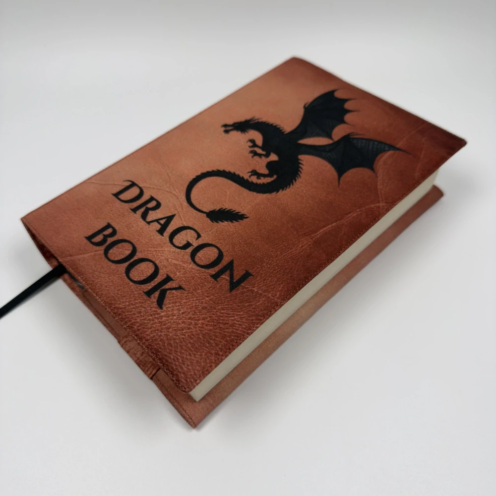 Nastavitelný obal na knihu – Dragon Book hnědo-oranžový, velikost L