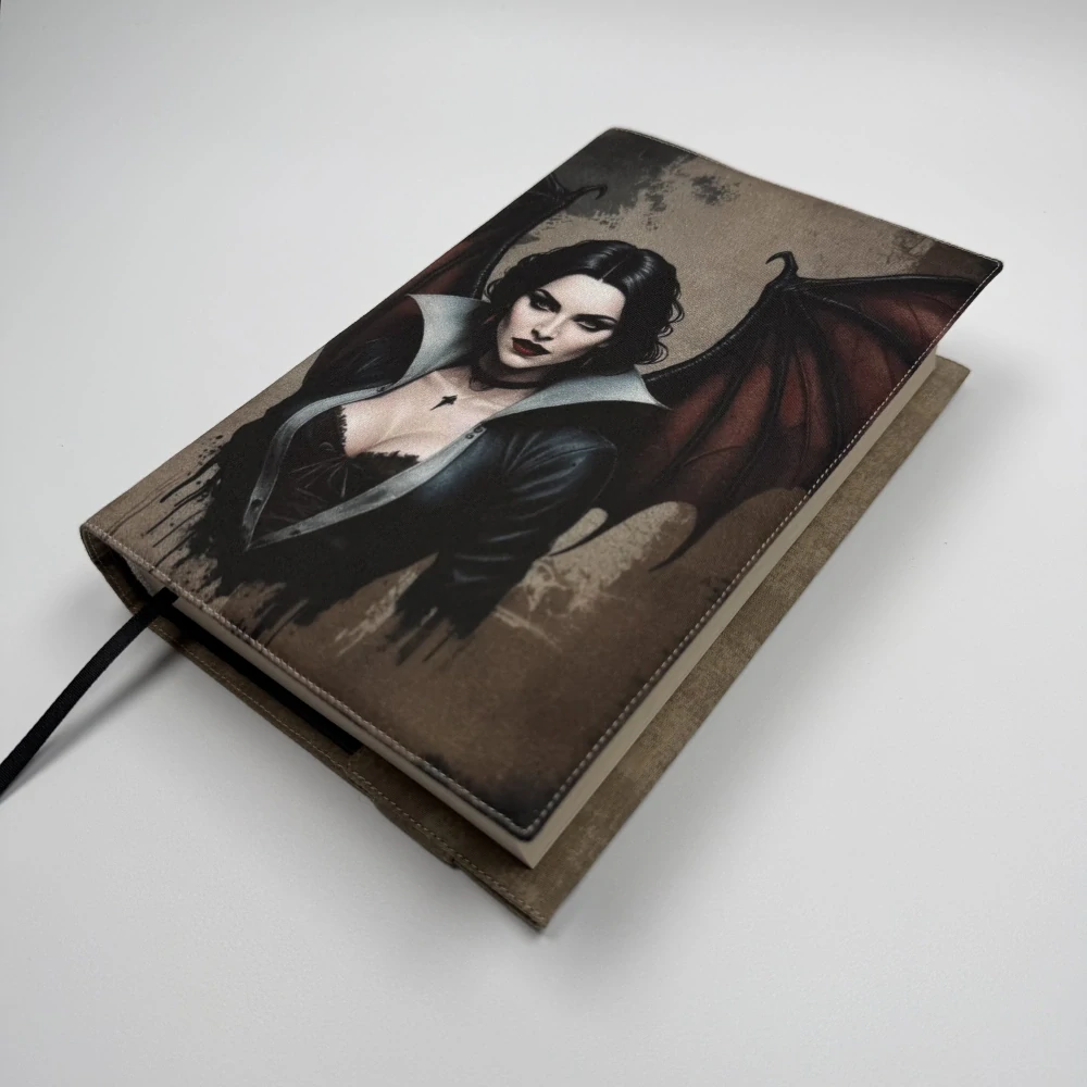 Nastavitelný obal na knihu – vampýra s křídly, světle hnědá doplňková látka, velikost L