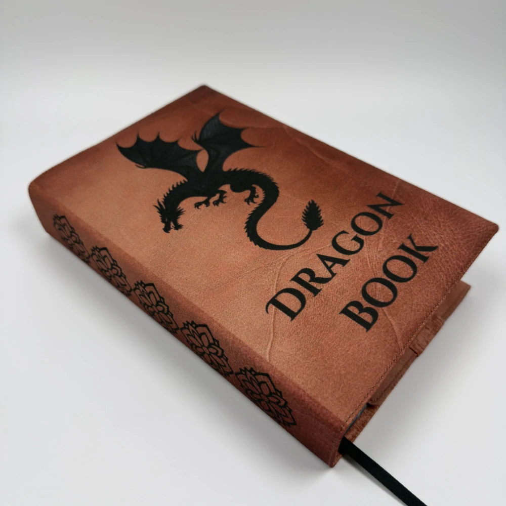 Nastavitelný obal na knihu – Dragon Book hnědo-oranžový, velikost L