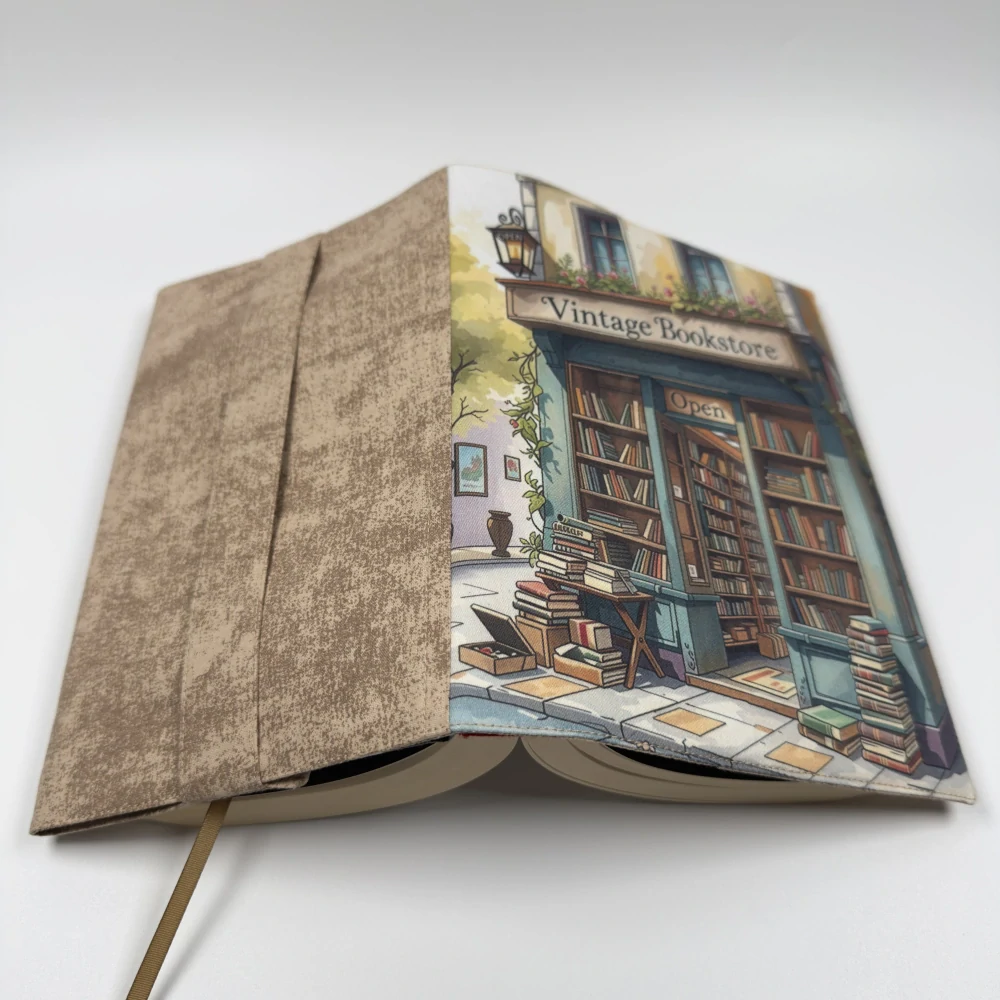 Látkový obal na knihu – Vintage Bookstore, velikost M plus