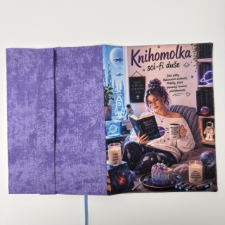 Knihomolka sci-fi duše – sci-fi obal na knihu, velikost M plus
