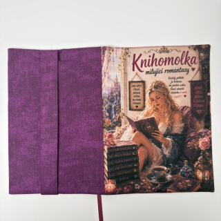 Knihomolka milující romantasy – romantasy obal na knihu, velikost M plus